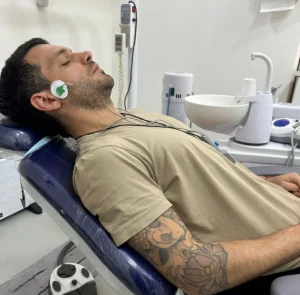 mandíbula trabada por disfunción temporomandibular