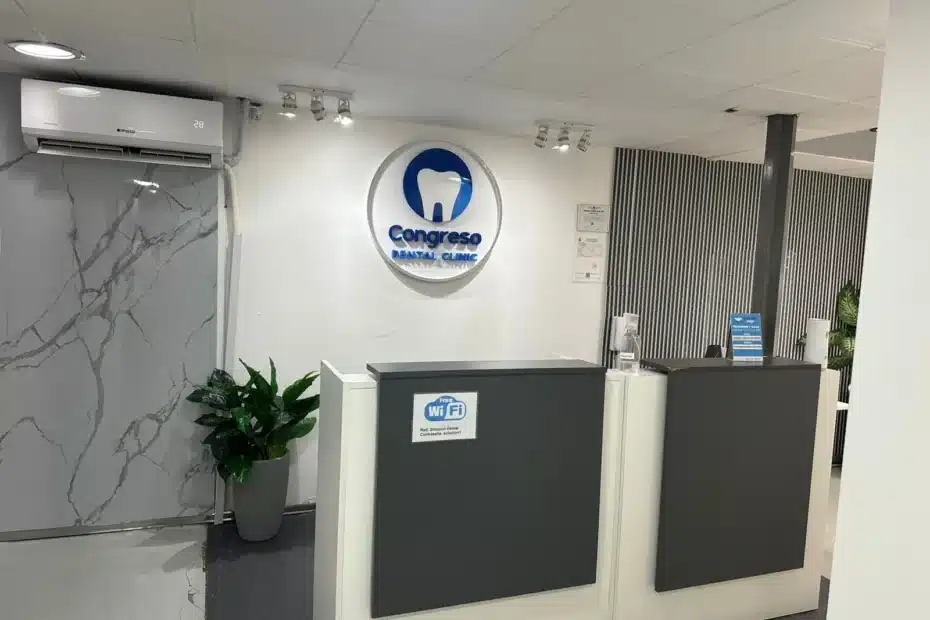 Recepción de clínica odontológica especializada en extracción de muela de juicio en CABA y cirugía maxilofacial de urgencia