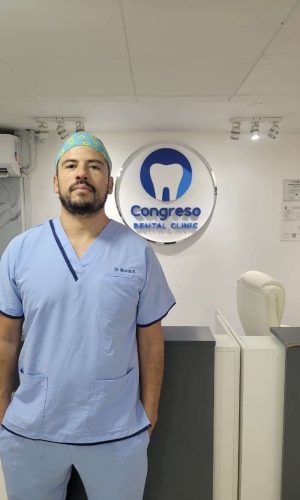 odontologo-especialista-en-endodoncia